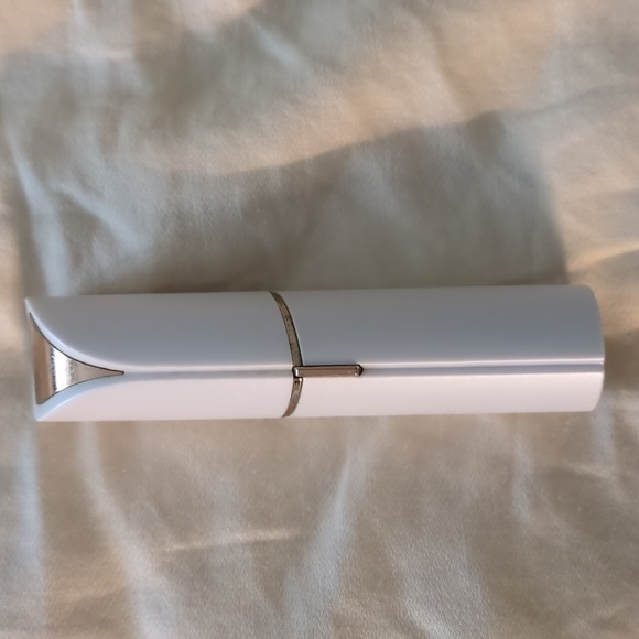 Finishing Touch Flawless Hair Remover+ 2 New Replacement Heads - Picture 3 of 4